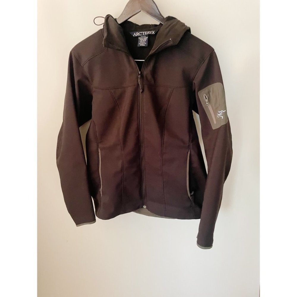 Arcteryx Womens Sofshell Hooded Jacket- black